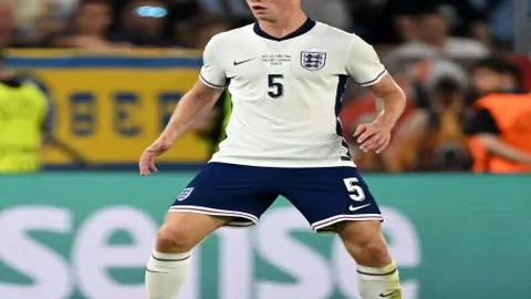 韩在建桥梁倒塌两中国工人不幸遇难，我使馆已核实