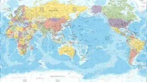 热刺球迷哀痛时分：主席列维离任，情感依托巨星陨落